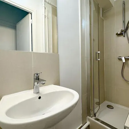 Flexliving - Whole - Remusat Apartamento
